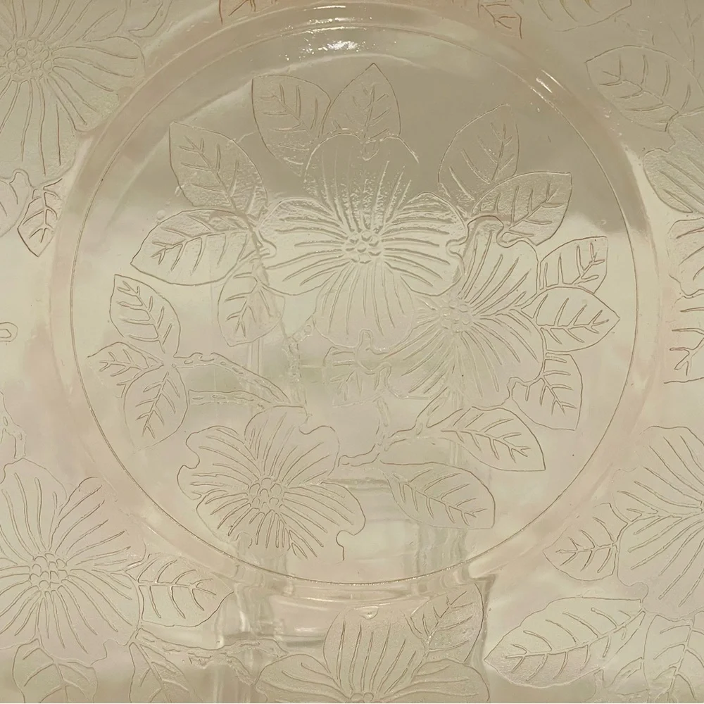 ☀️2/$20 Macbeth-Evans Dogwood Pink Depression Glass 8” Luncheon Plate